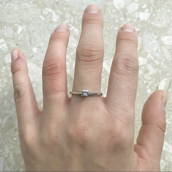 Princess Diamond White Gold Bezel Vintage Solitaire Ring - Picture 2 of 13